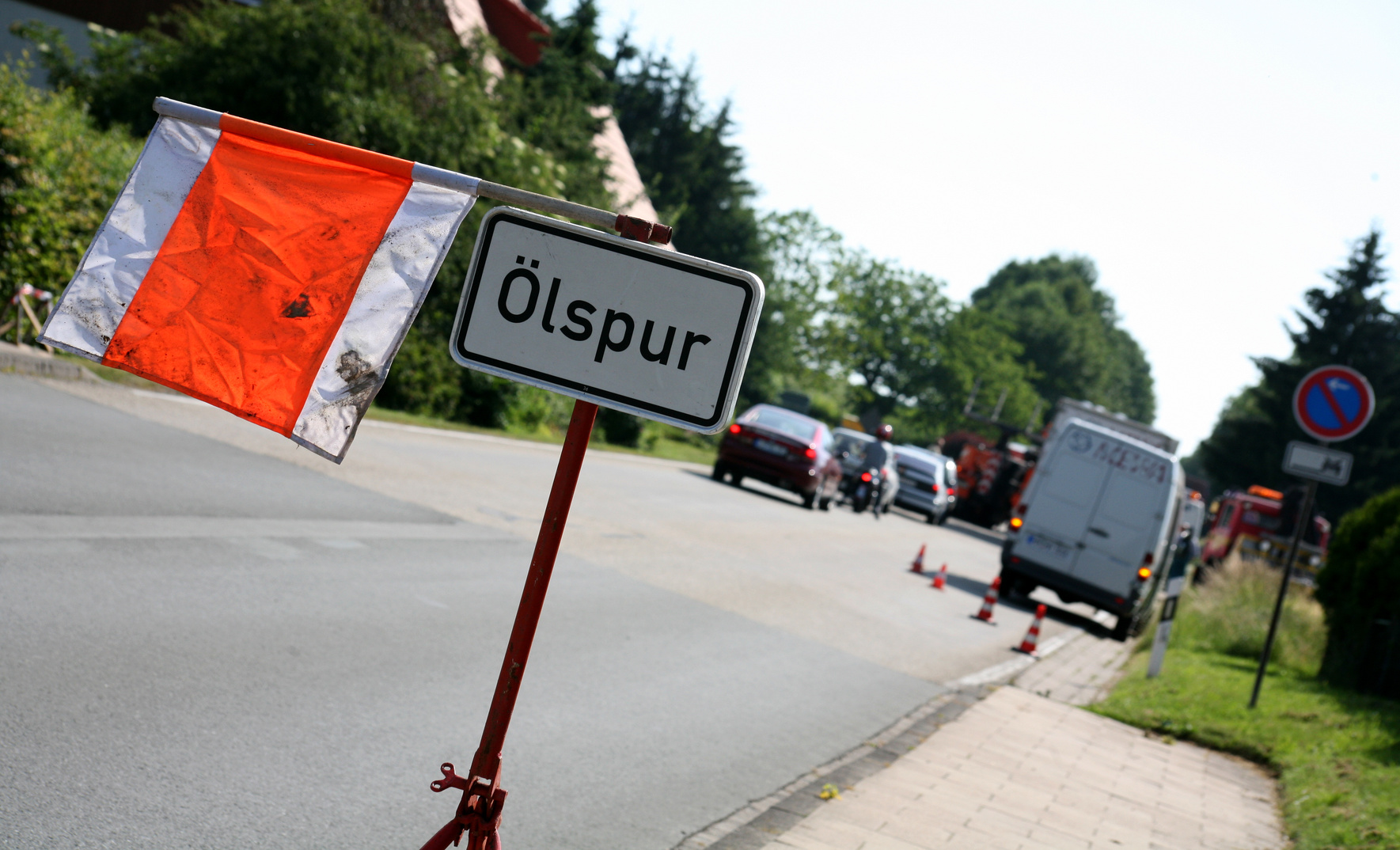 Ölspurbeseitigung